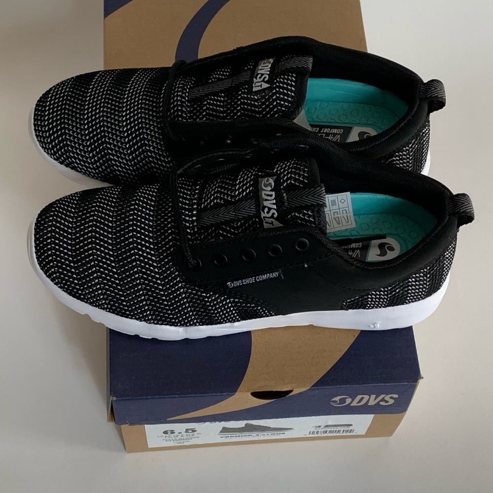 DVS Premium 2.0 Women’s super lightweight low top